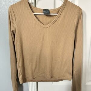 Olivia Rae tan v-neck long sleeve shirt